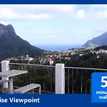 Casa Levada Explorer - Cozy Nights & Easy Meals Santana (Madeira)